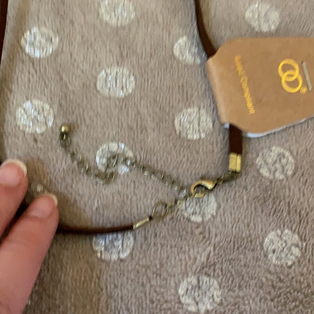 Multi-charm necklace - Picture 3 of 5